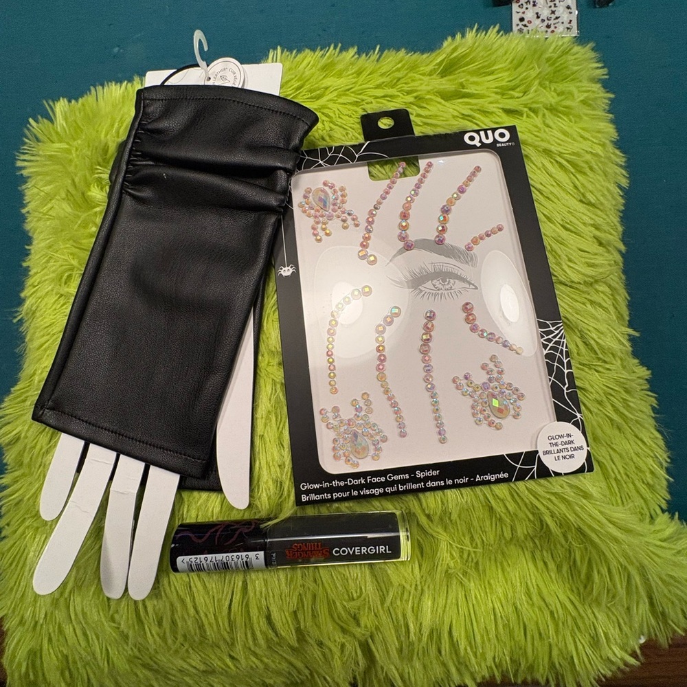 Urban Outfitters Black Leather Gloves